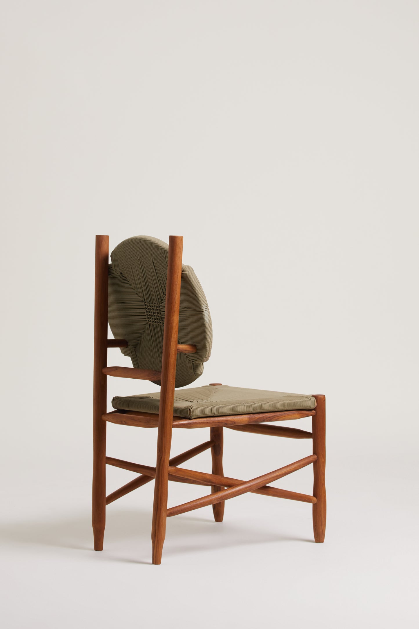 Boni no armrest synthetic