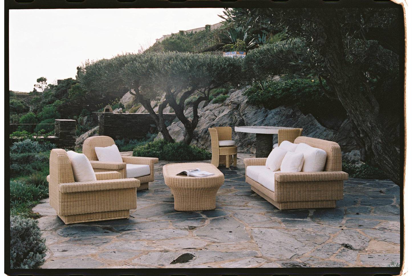 Lola sofa