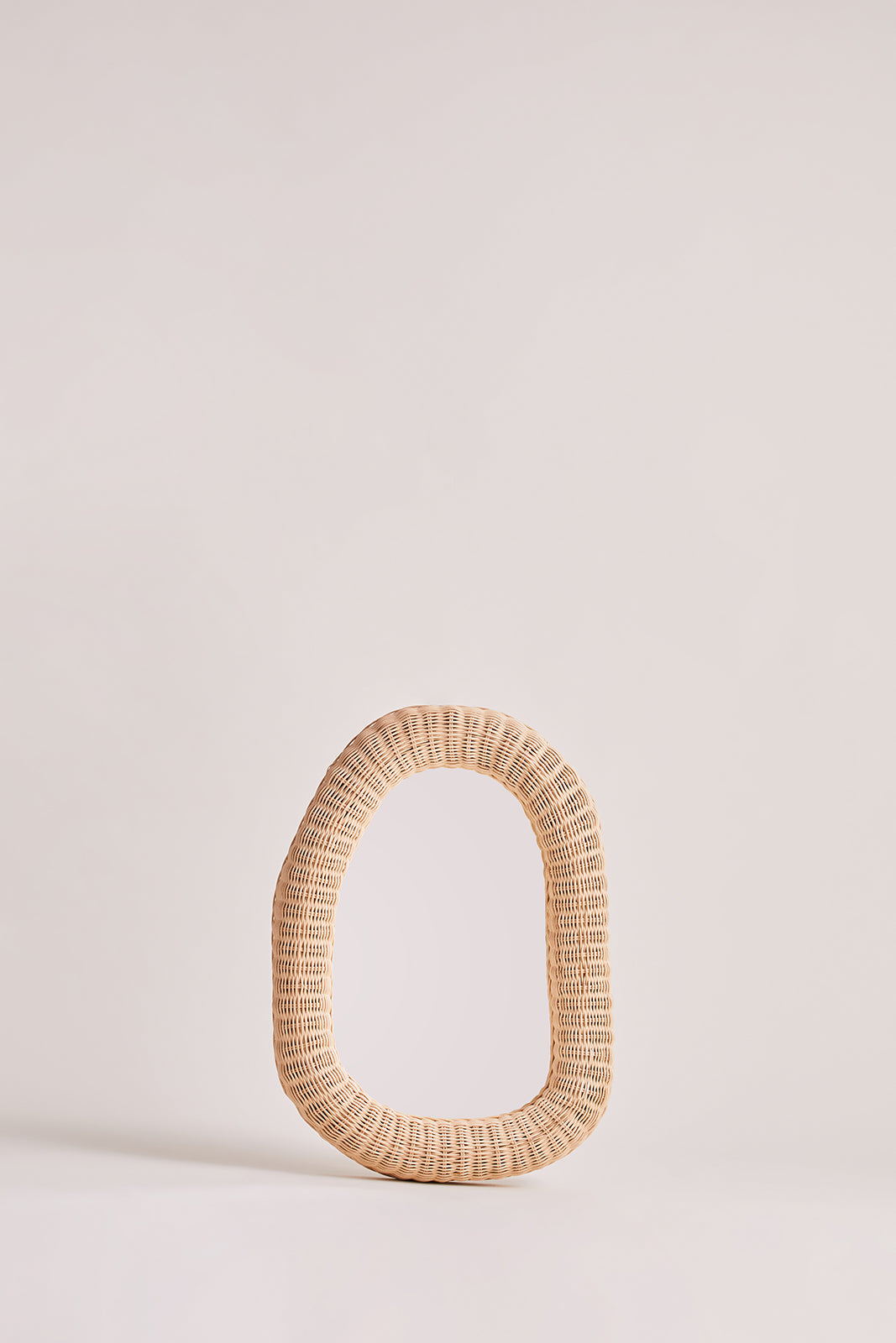 Gon mirror V