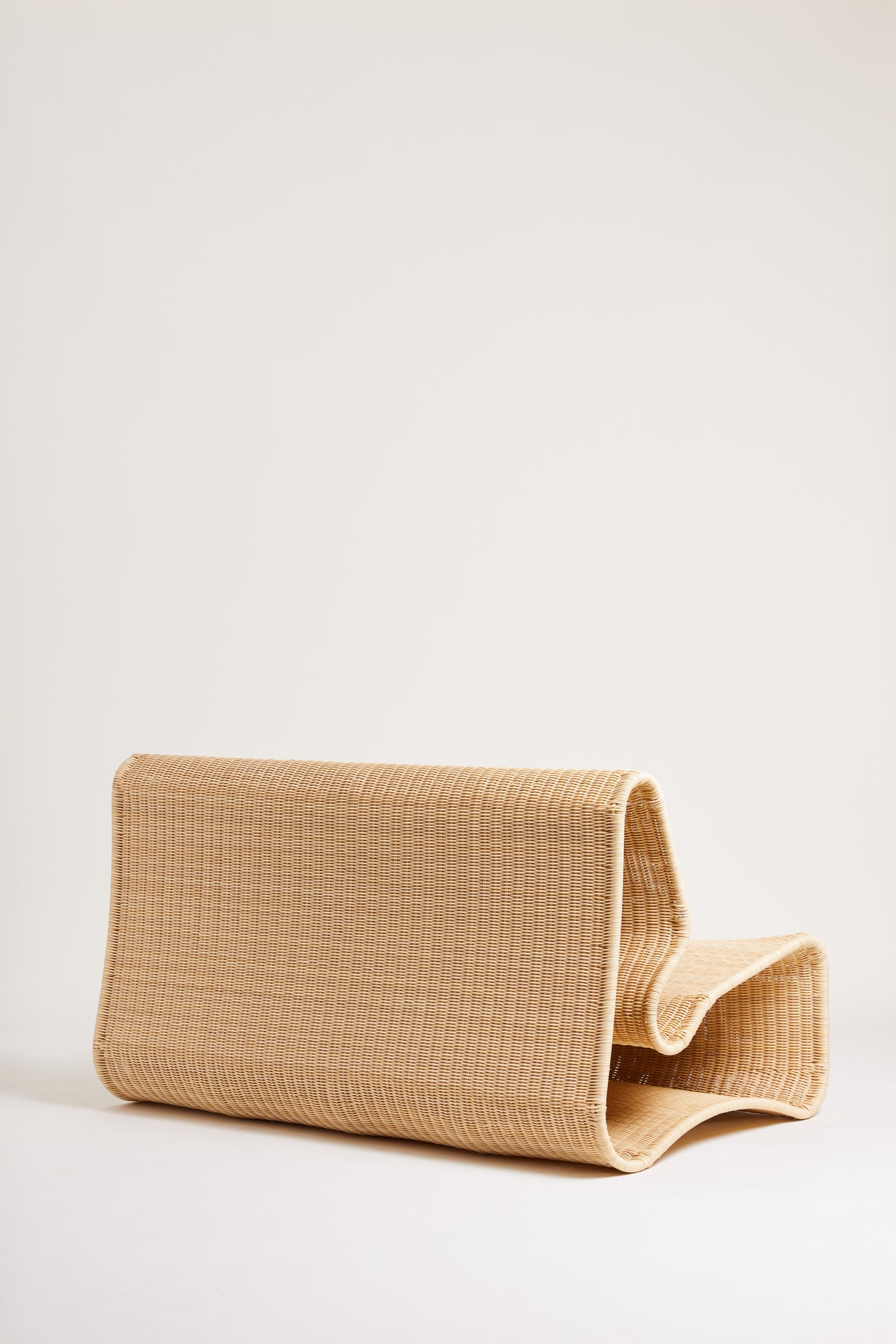 Lyphira sofa synthetic