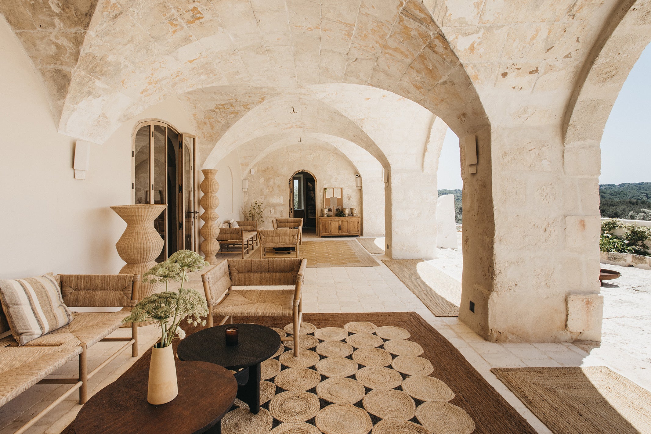 Load video: En savoir plus sur l&#39;hôtel, regarder une vidéo réalisé par Milk décoration